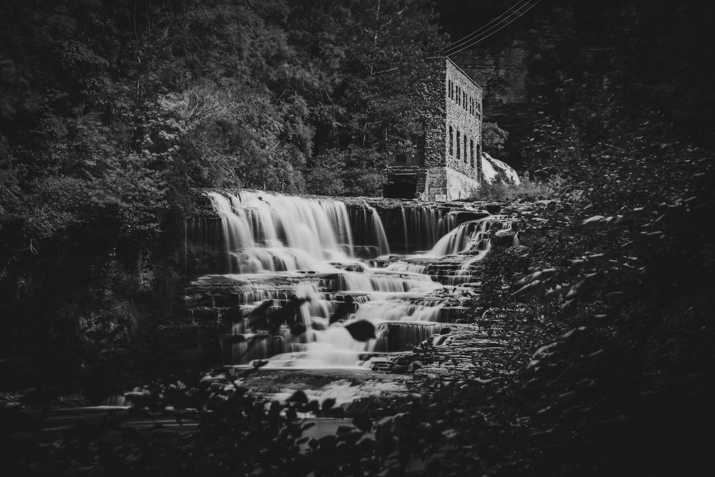 Horseshoe Falls, Ithaca, NY by swchappell