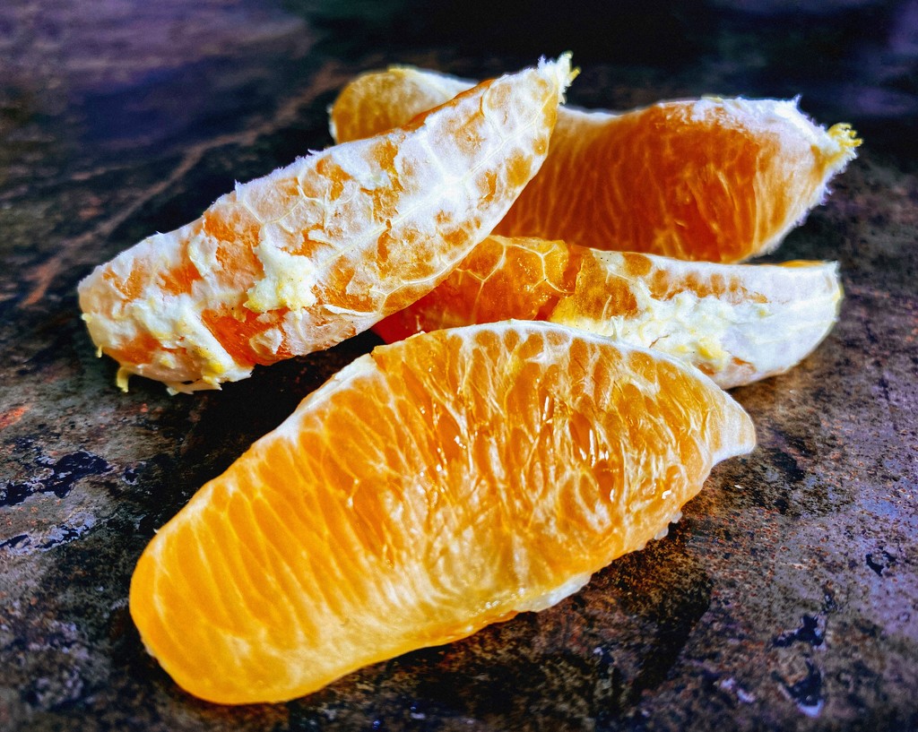 Orange slice by jeffjones