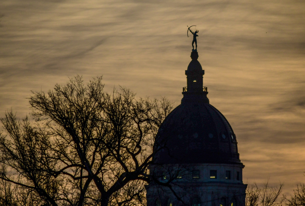 Kansas State Capital at Dawn by kareenking