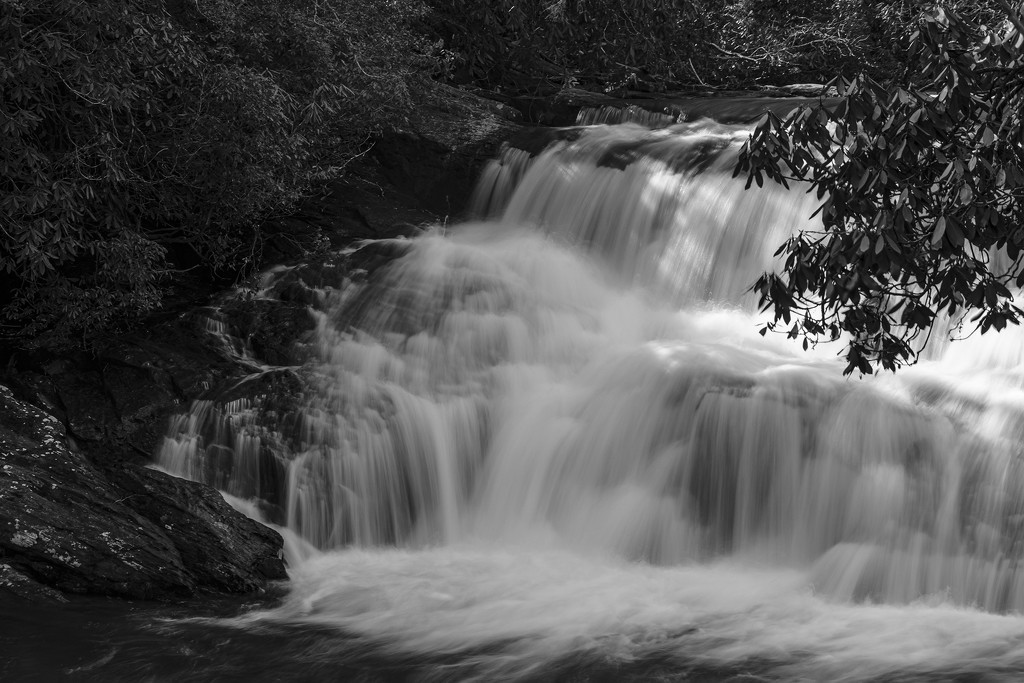 Falls on Waters Creek by k9photo