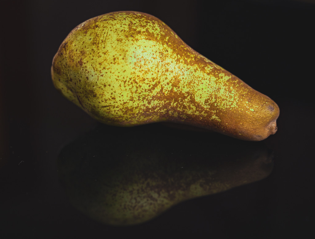 Pear by toinette