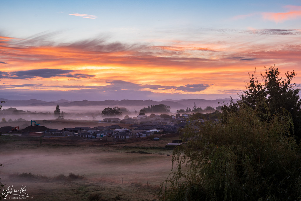 Sunrise over Te  Kauwhata by yorkshirekiwi