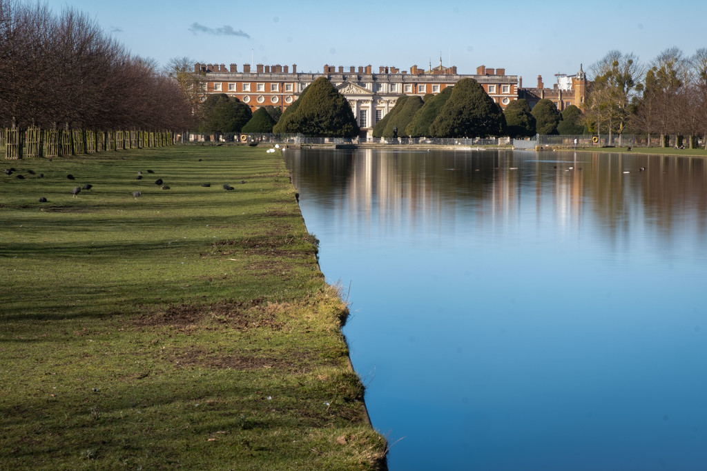Hampton Court from Long Water by 365nick