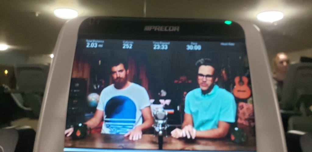 Rhett and Link on the treadmill by labpotter
