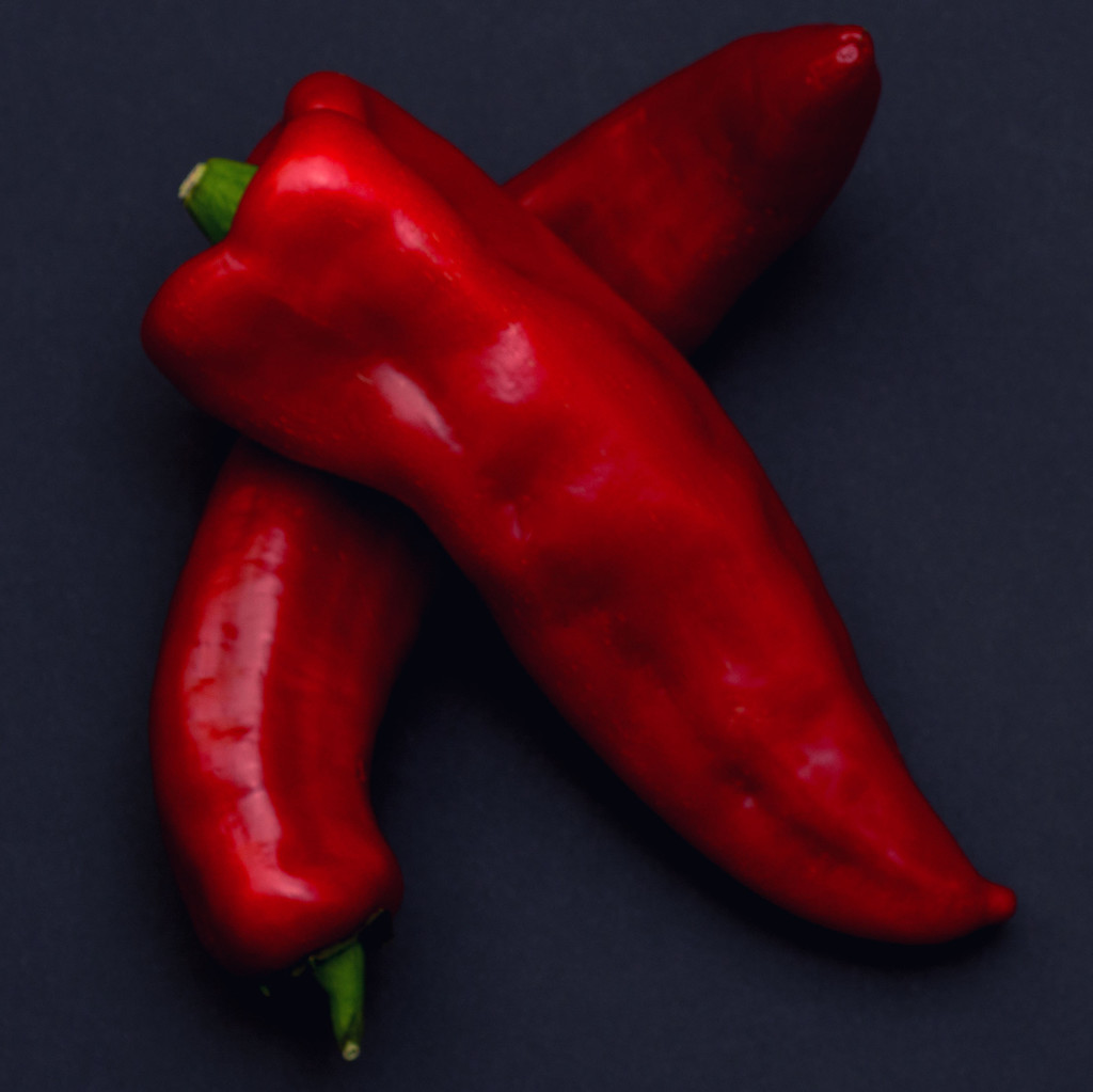 Red peppers by rumpelstiltskin