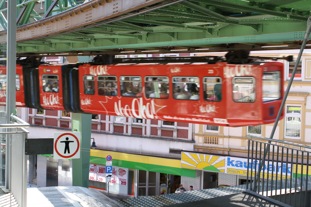 Wuppertal Monorail  by bruni