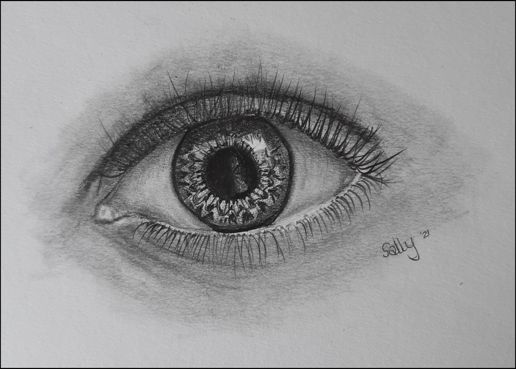 Hyper realistic eye  by artsygang