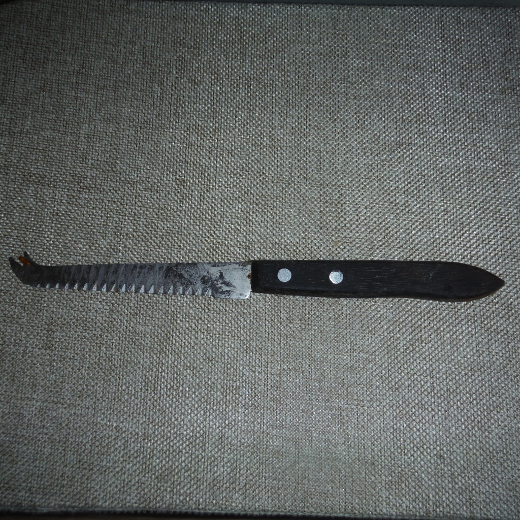 Knife #4: Handy by spanishliz