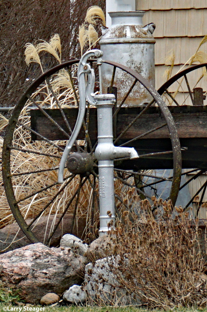 Water pump and jug by larrysphotos