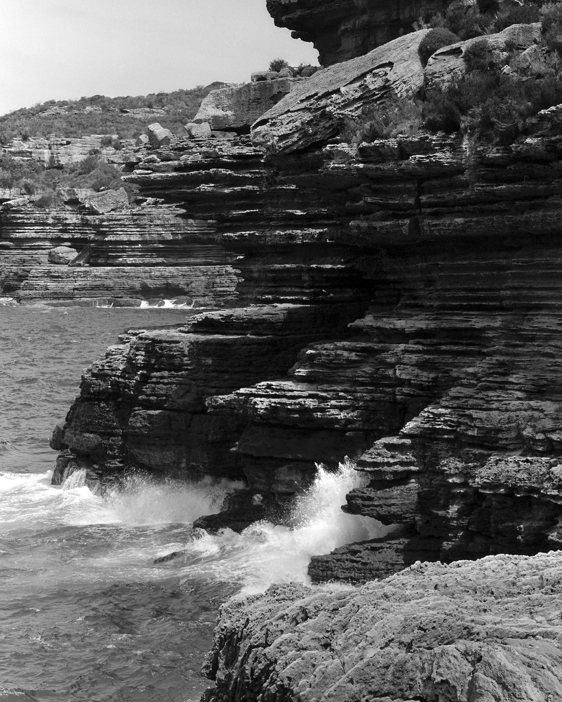 Cliffs by peterdegraaff