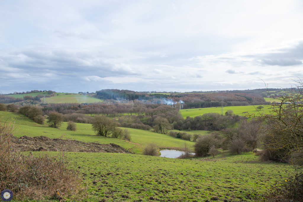 Tong Fulneck Valley by lumpiniman
