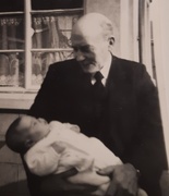 30th Mar 2021 - Grandpa Robertson and me.