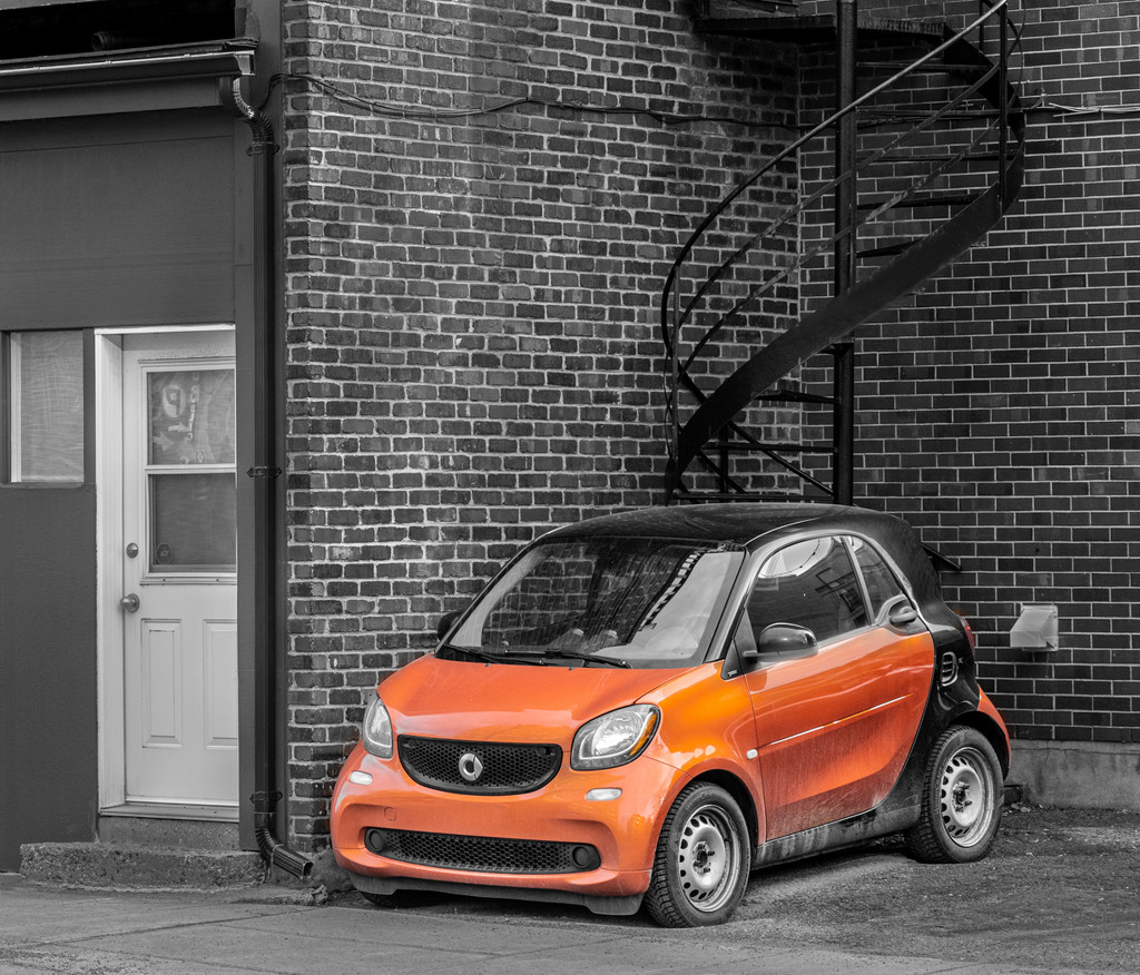 Orange Smart Car by sprphotos