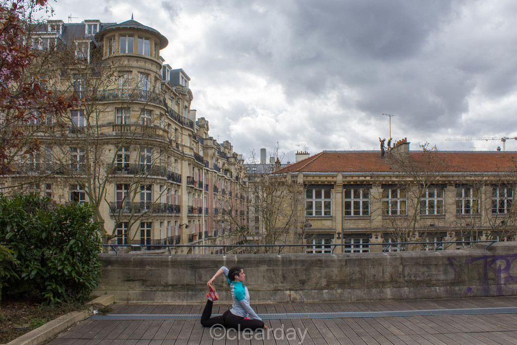 Yoga in Paris by clearday