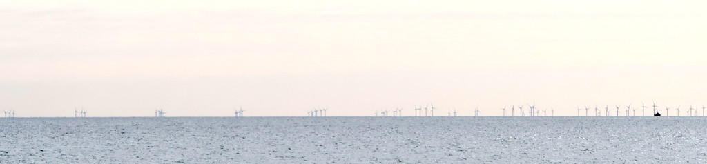 Rampion Offshore Wind Farm by davemockford