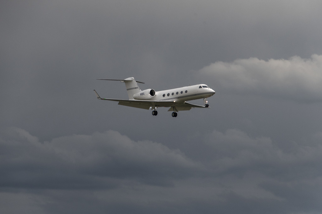 Clouded Gulfstream by timerskine