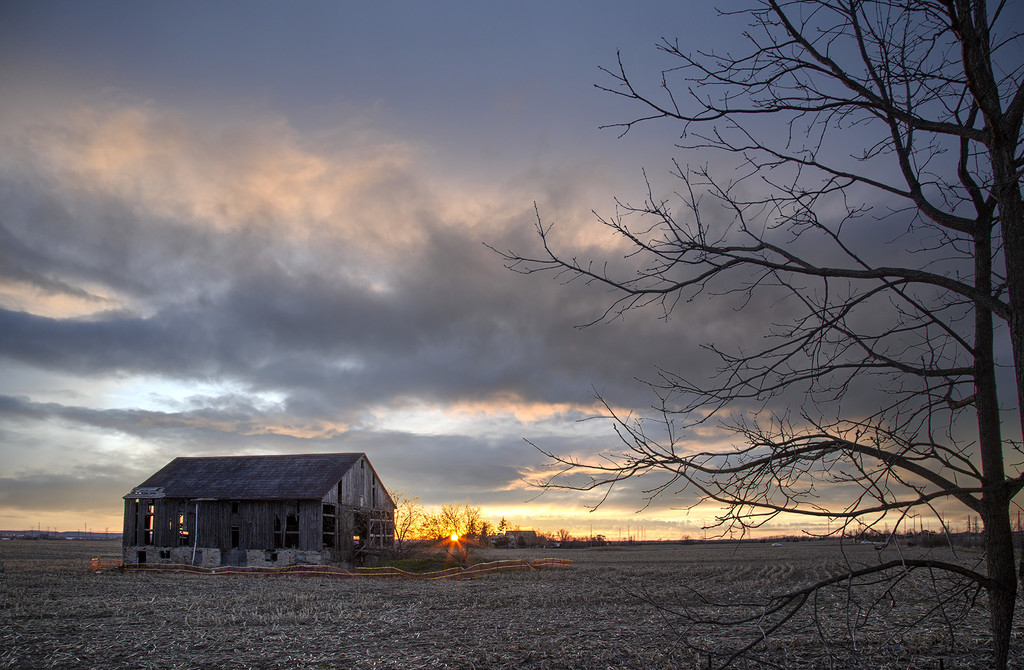 8th line Barn Sunset by pdulis