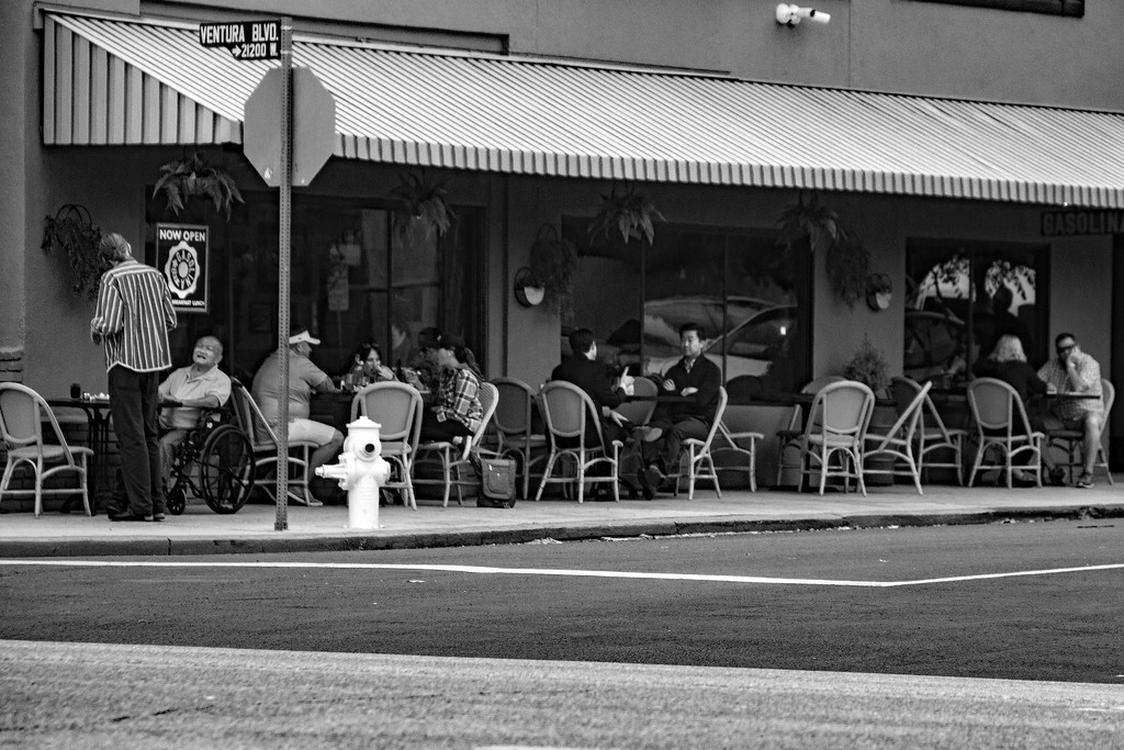 Sidewalk Cafe by jaybutterfield