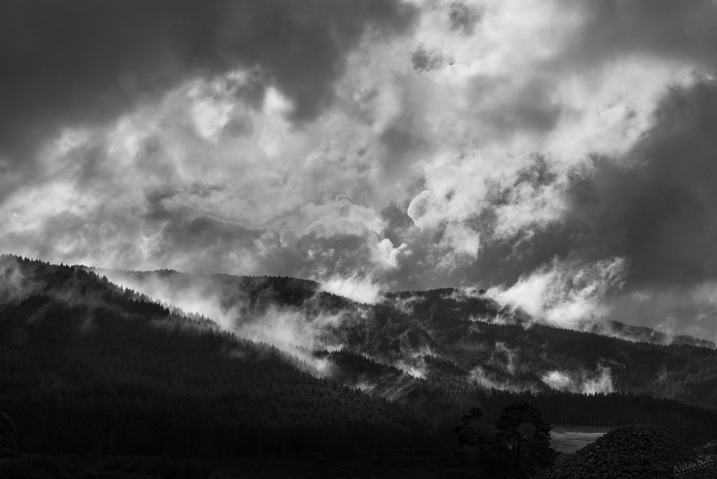 Clouds in the Hills by nickspicsnz