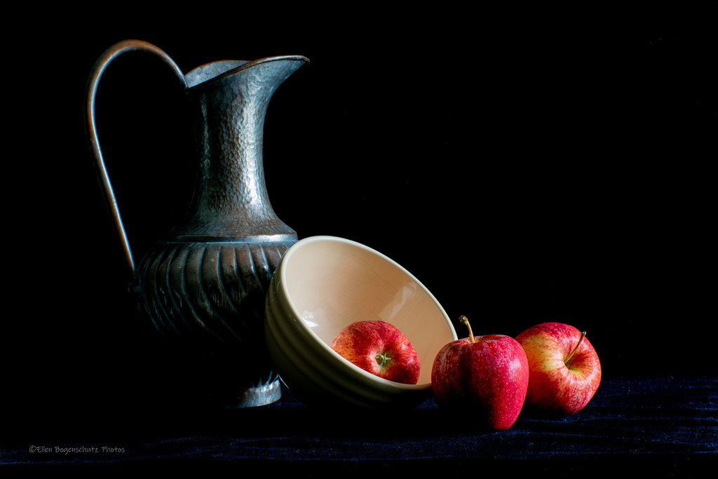 Window Light on apples by theredcamera