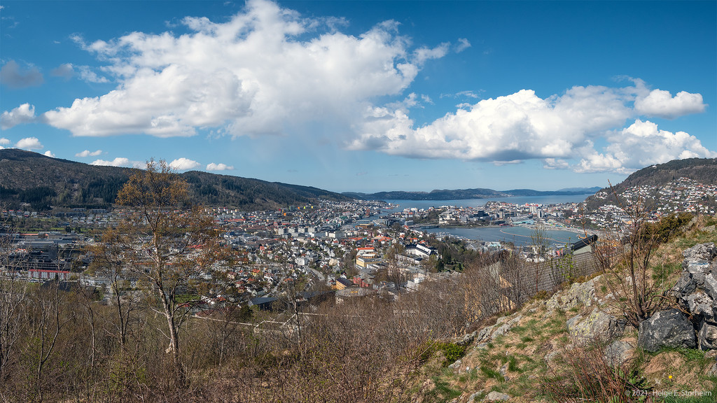 Bergen pano by helstor365