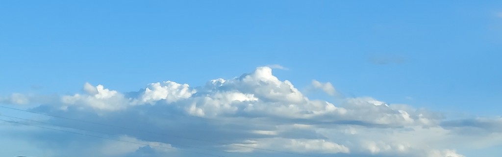 Clouds by harbie