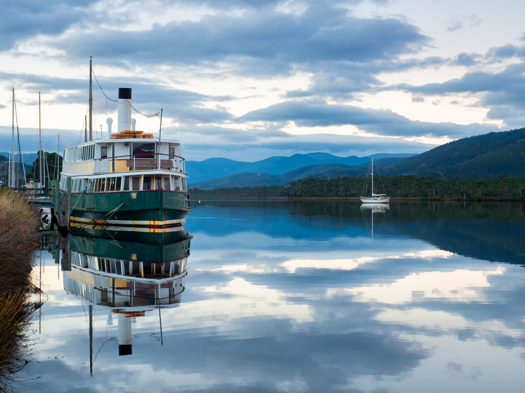 A quiet evening on the Huon River by gosia
