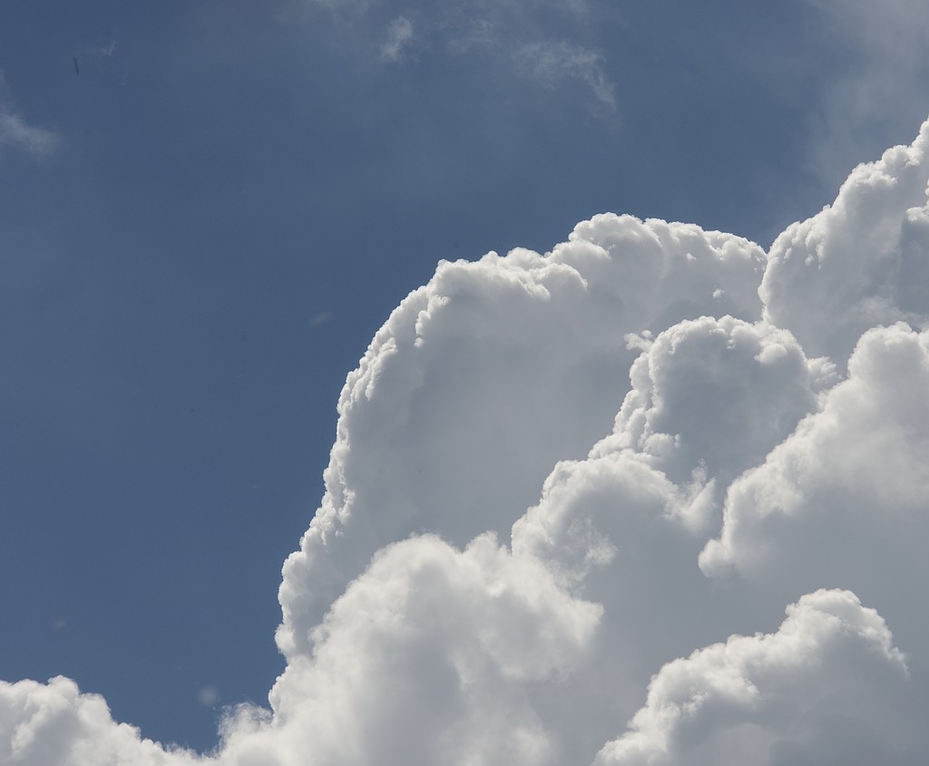 Cloud spotting by wakelys