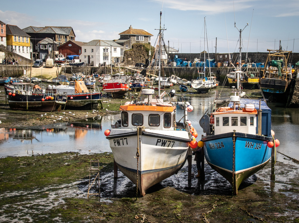 High and dry in Mevagissey by swillinbillyflynn