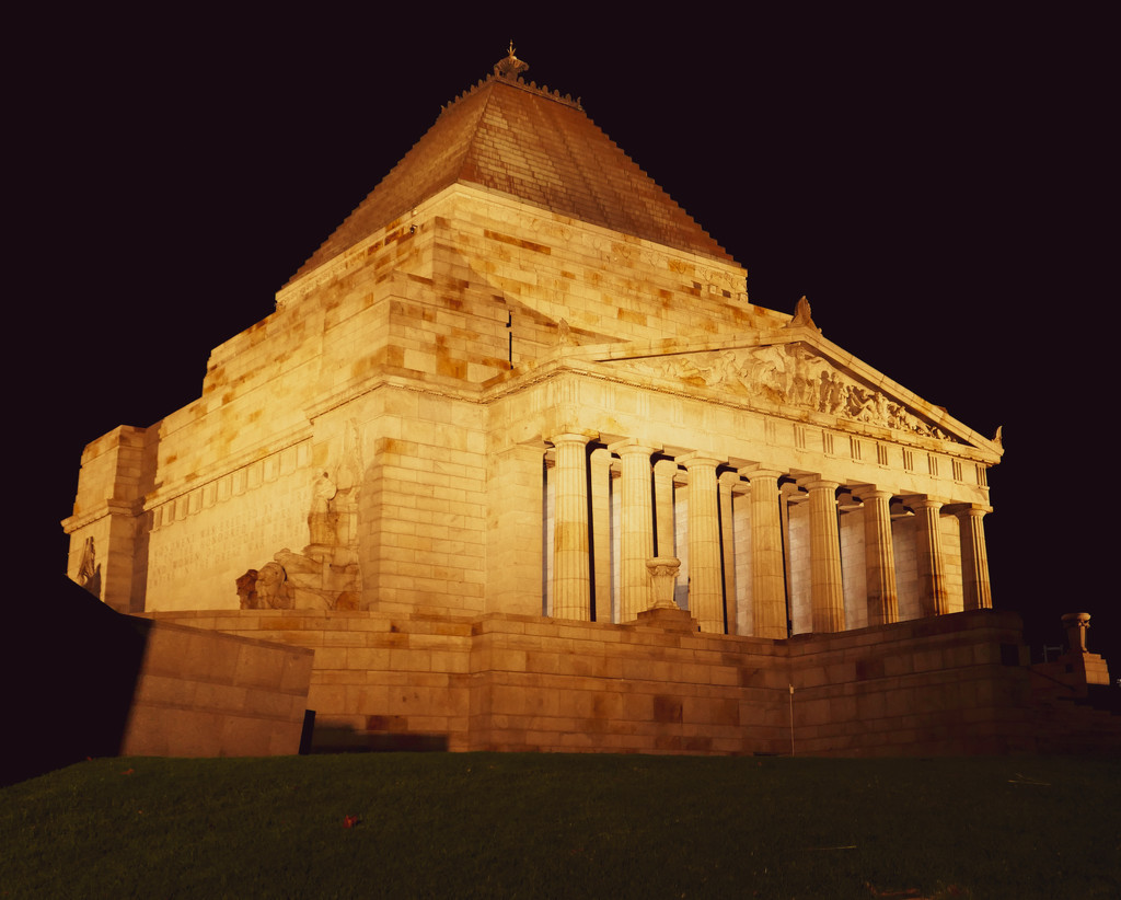 Shrine of Remembrance Melbourne by ankers70