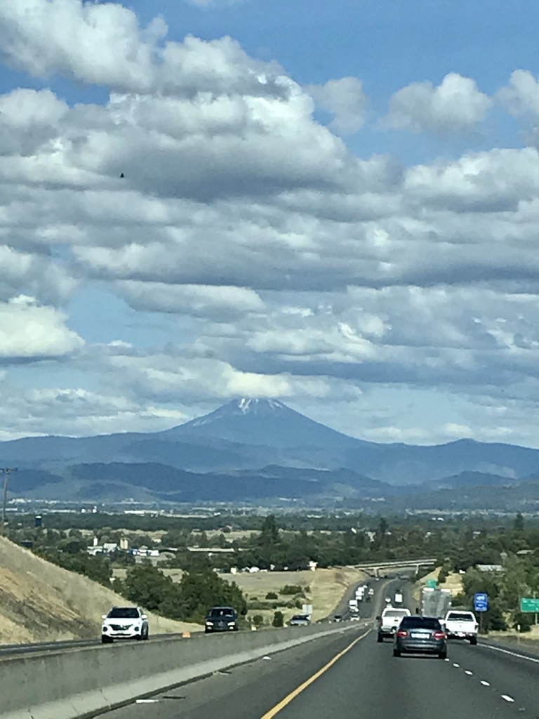 Entering Medford, Oregon by pandorasecho