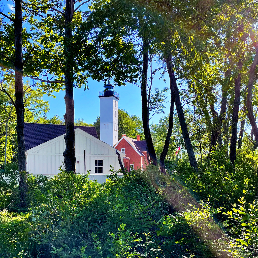 The Presque Isle Lighthouse by yogiw