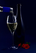 9th Jun 2021 - Tiny Bubbles in the Wine