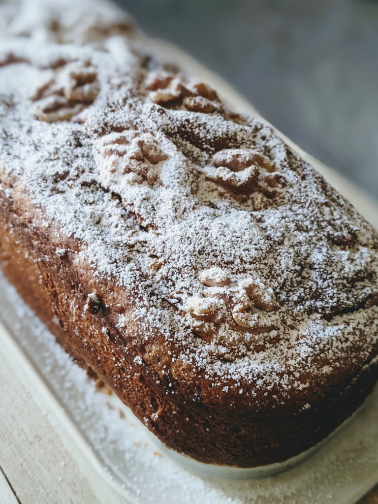 Banana bread with chocolate and nuts by panoramic_eyes