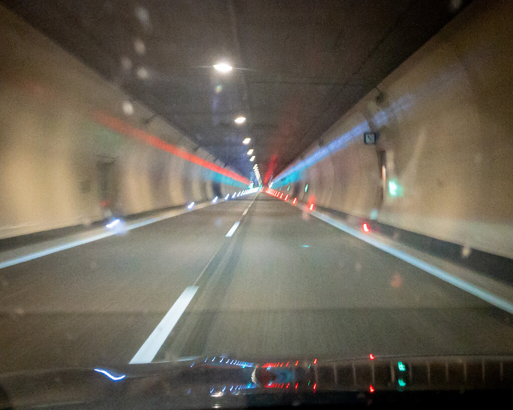Tunnel vision (after 11 hours of the autobahn) by pingu