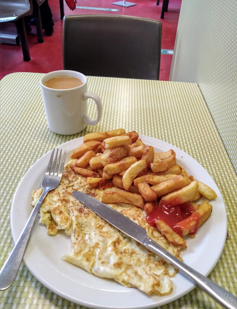 Omelette and chips in the shouty cafe by boxplayer