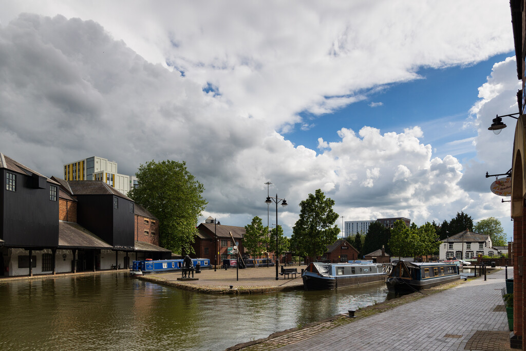 Coventry Canal Basin by peadar
