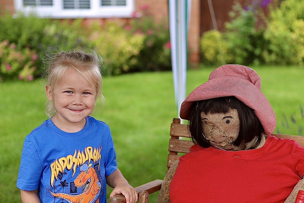 Connor meets Scarecrow  by carole_sandford