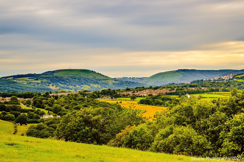 Hills and valleys  by stuart46