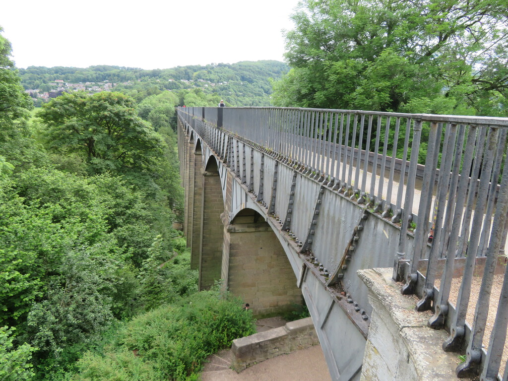Aqueduct by lellie