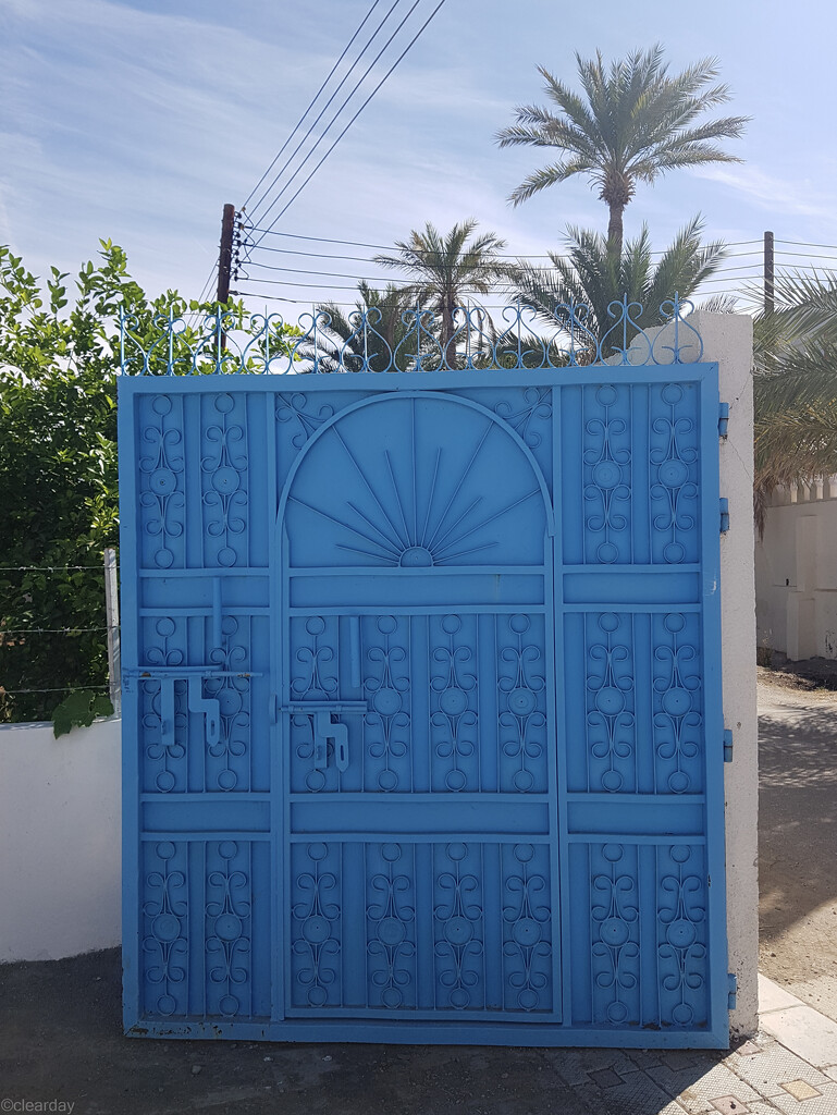 Omani Door #20 by clearday