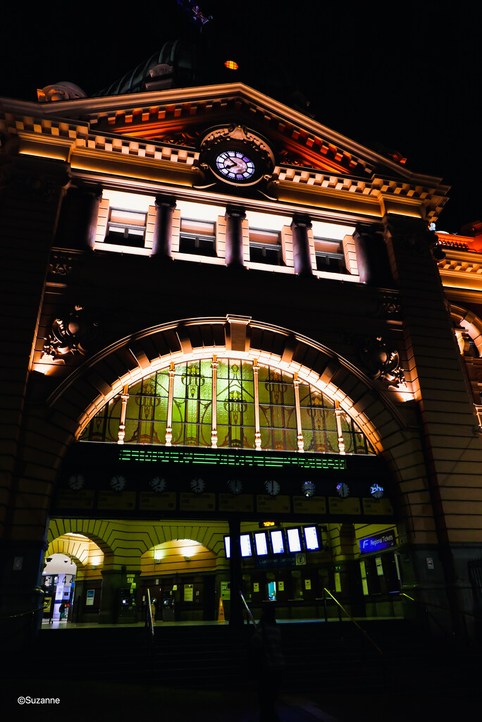Flinders Street Station Melbourne by ankers70