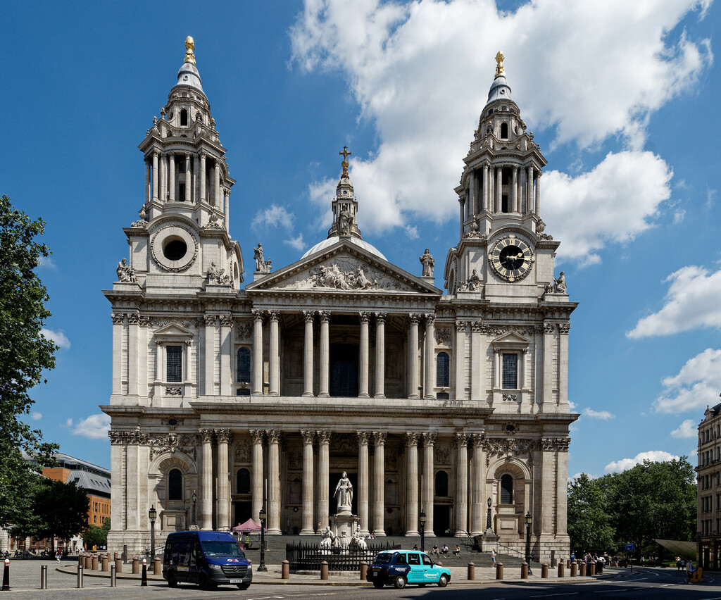 0808 - St Paul's Cathedral, London by bob65