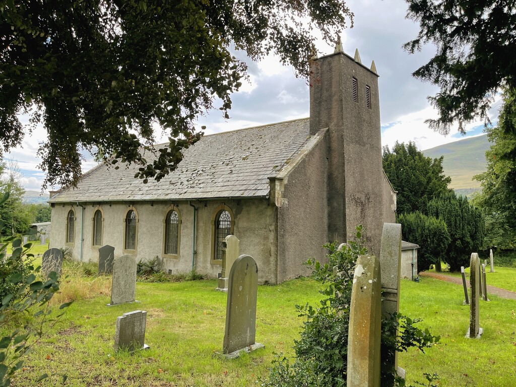 Odd little church in Threlkeld by tinley23