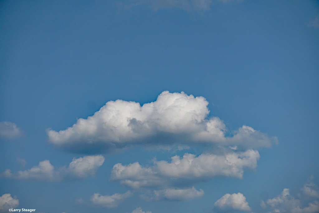 Midwest sky  by larrysphotos