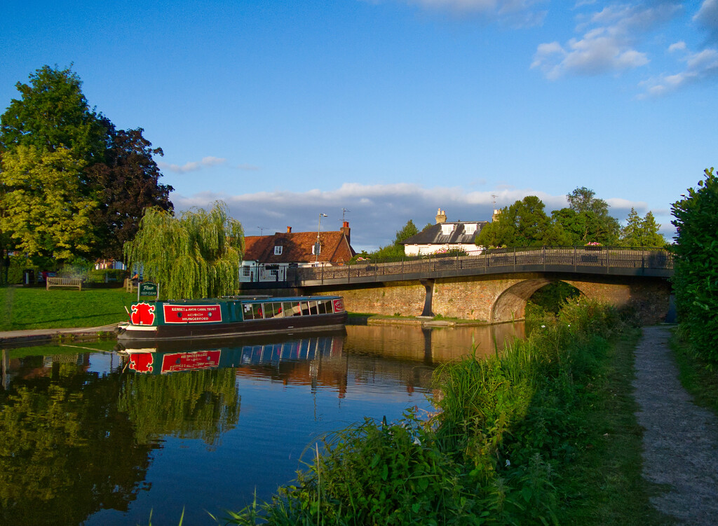 Kennet & Avon Canal at Hungerford by jon_lip