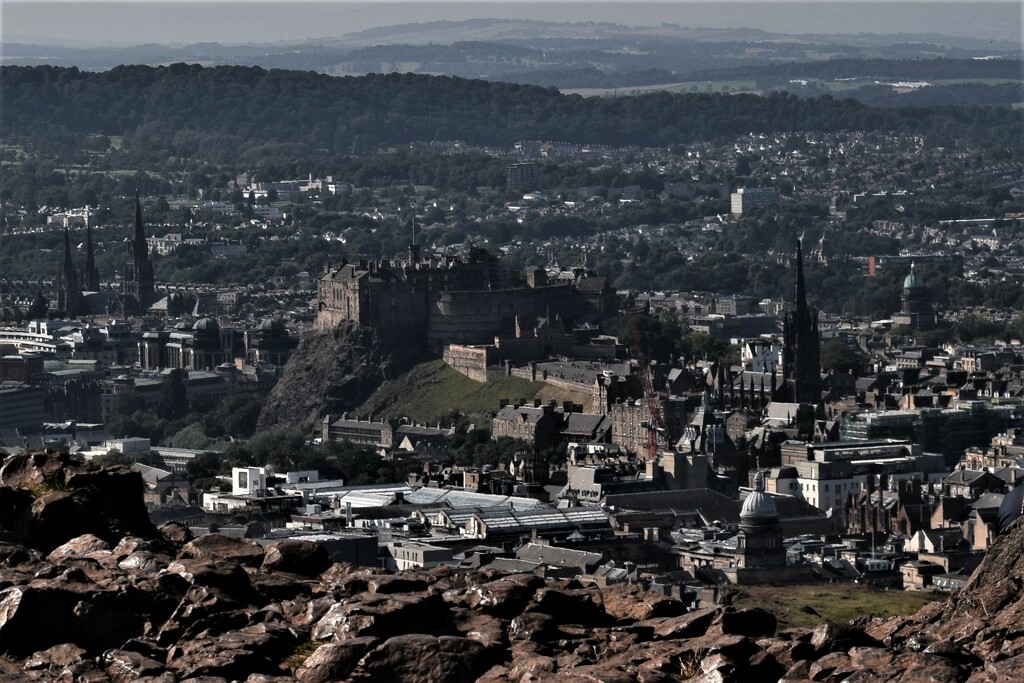 Edinburgh Castle by christophercox