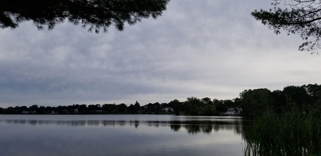 Morning on Lake Q. by meotzi