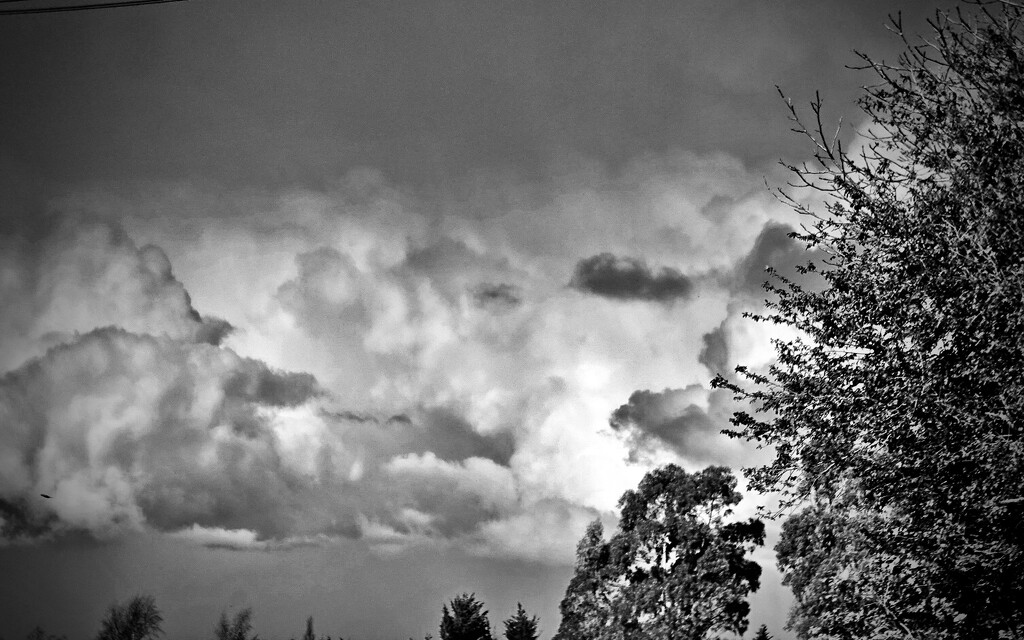 Odd cloud movement by maggiemae
