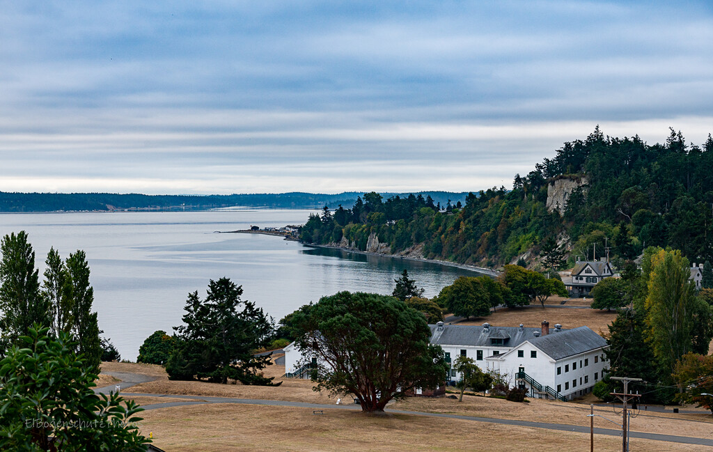 View above Ft. Warden, WA by theredcamera